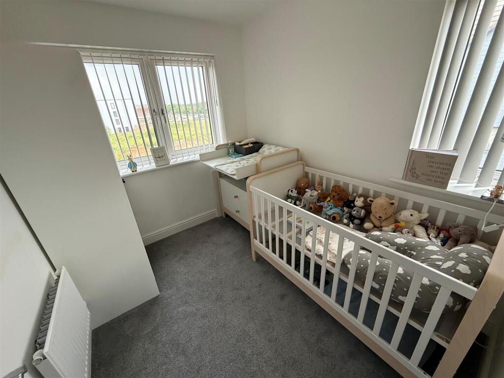 SGR9 Bed3.jpg