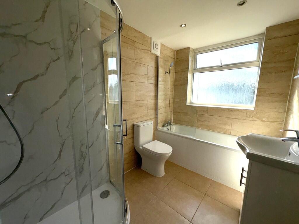 60TregennaAveBath...