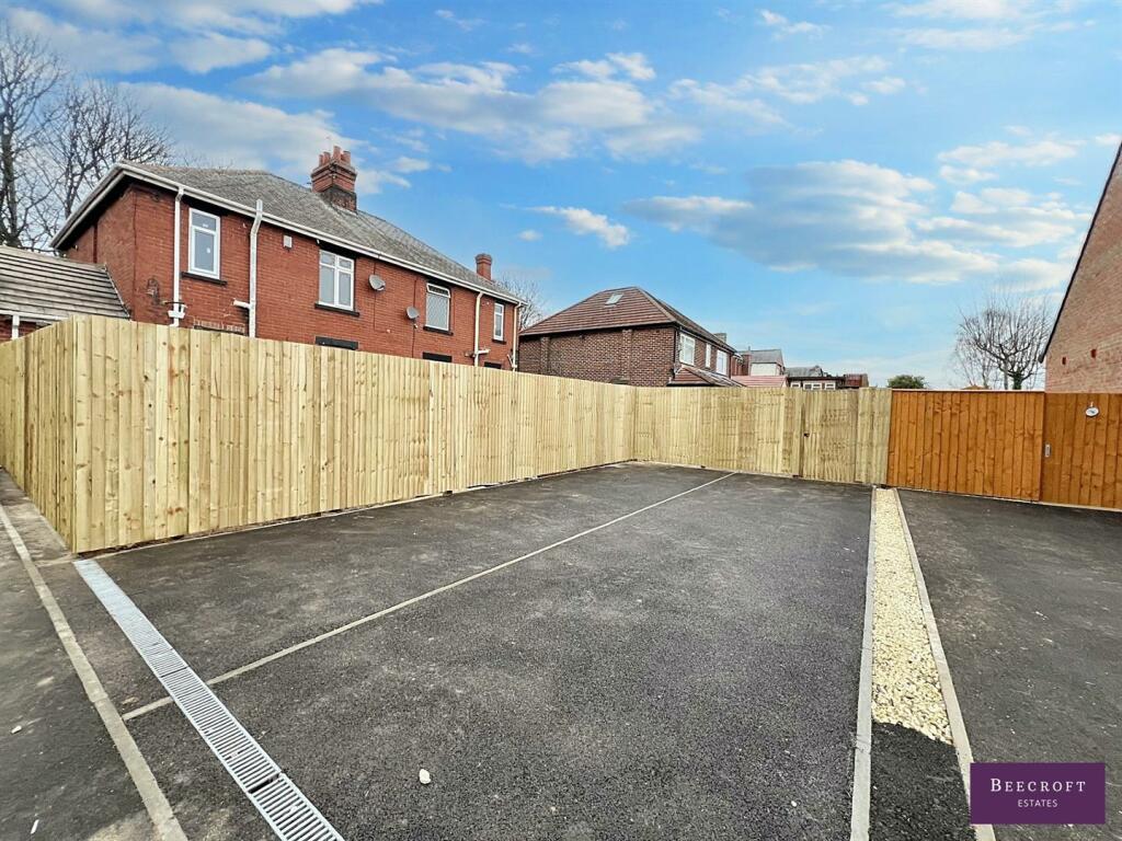 321A Hough Lane Wombwell Barnsley S73 0LR 1.jpg