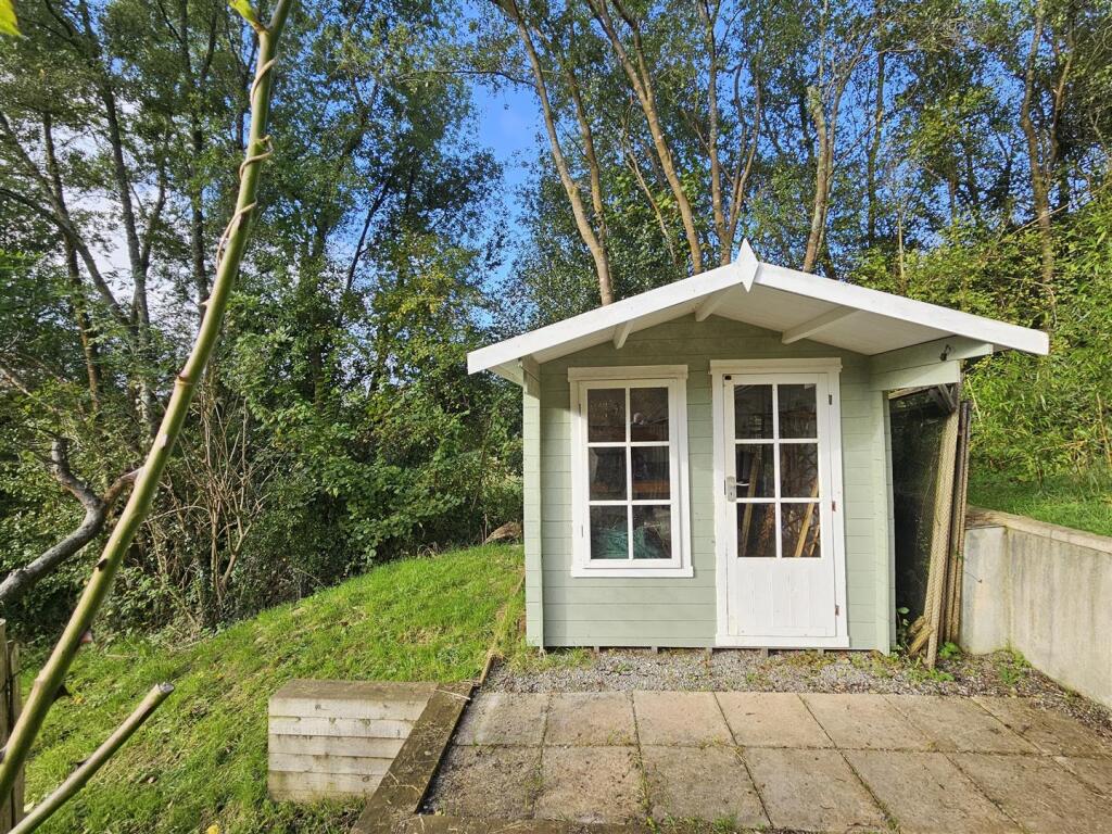 Summerhouse.jpg