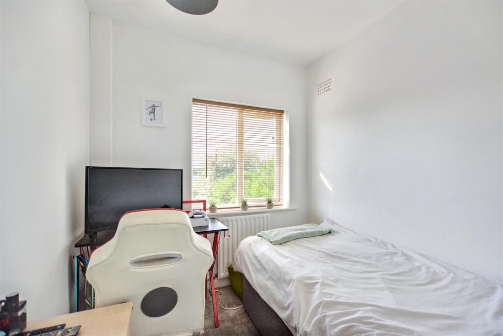 Bedroom 3_1.jpeg