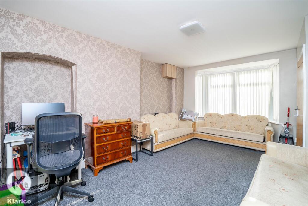 Photo-2.jpg