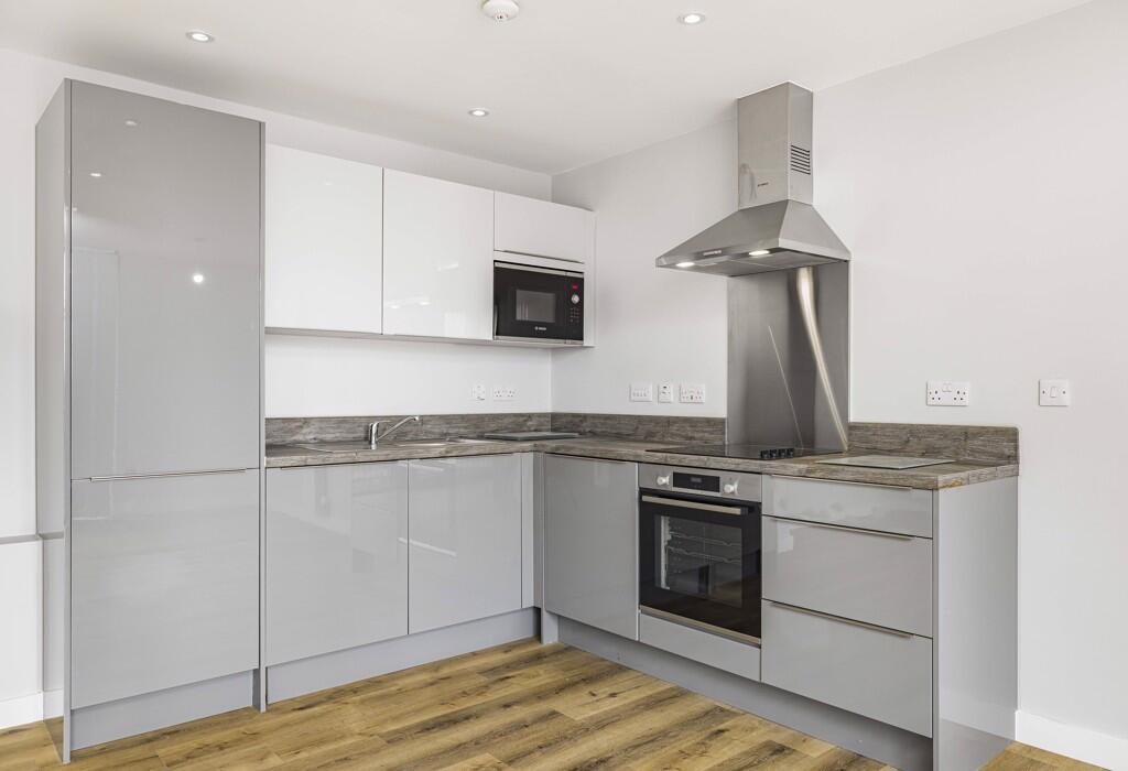 Kitchen with integrated appliances