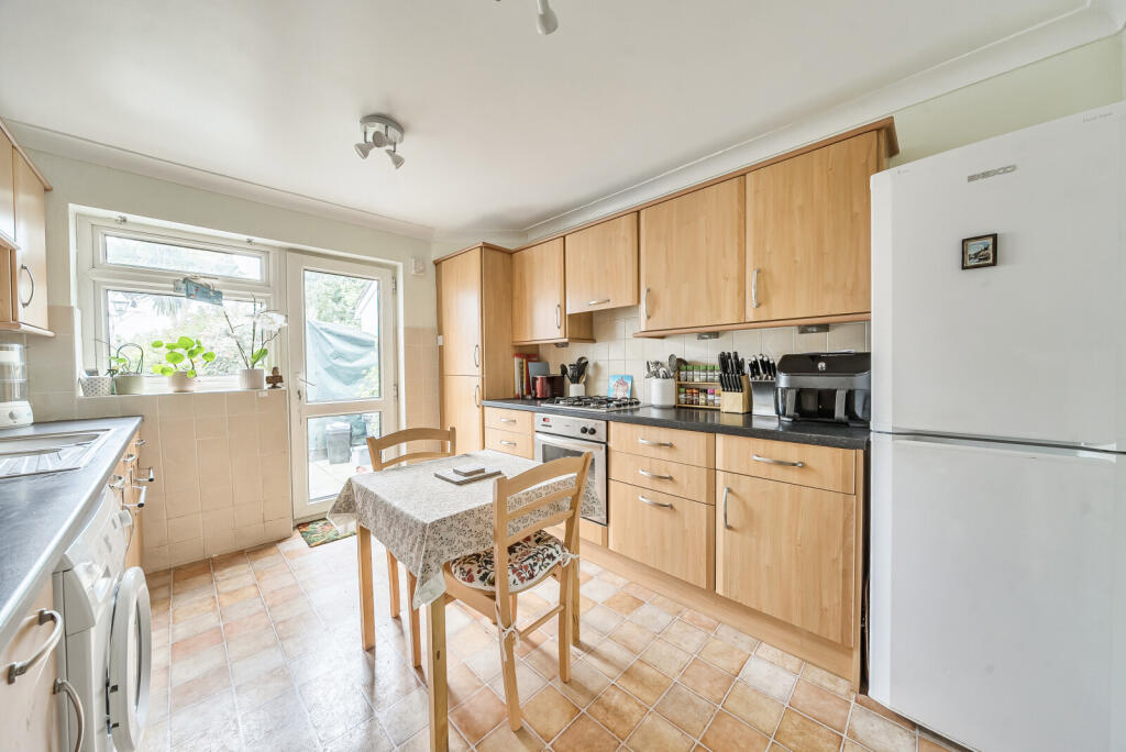 1364414-1-68e6694...