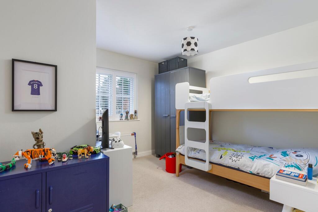 Second bedroom