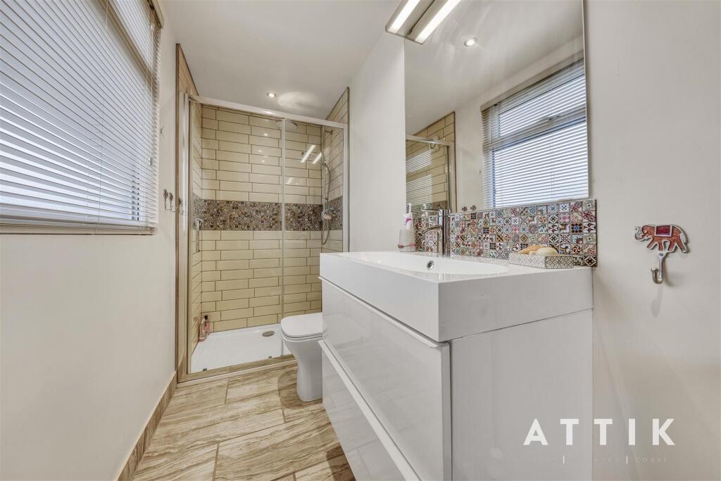 Attik-9.jpg