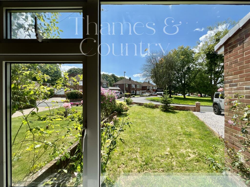 Front garden view ground floor