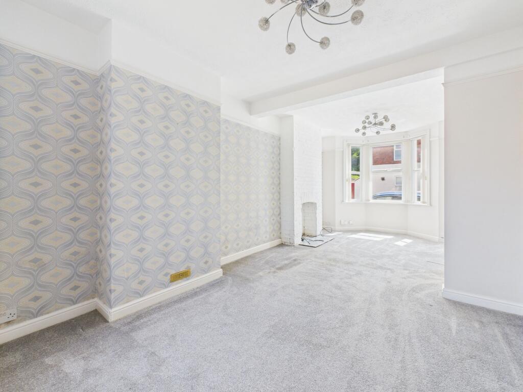 Sitting/Dining Room
