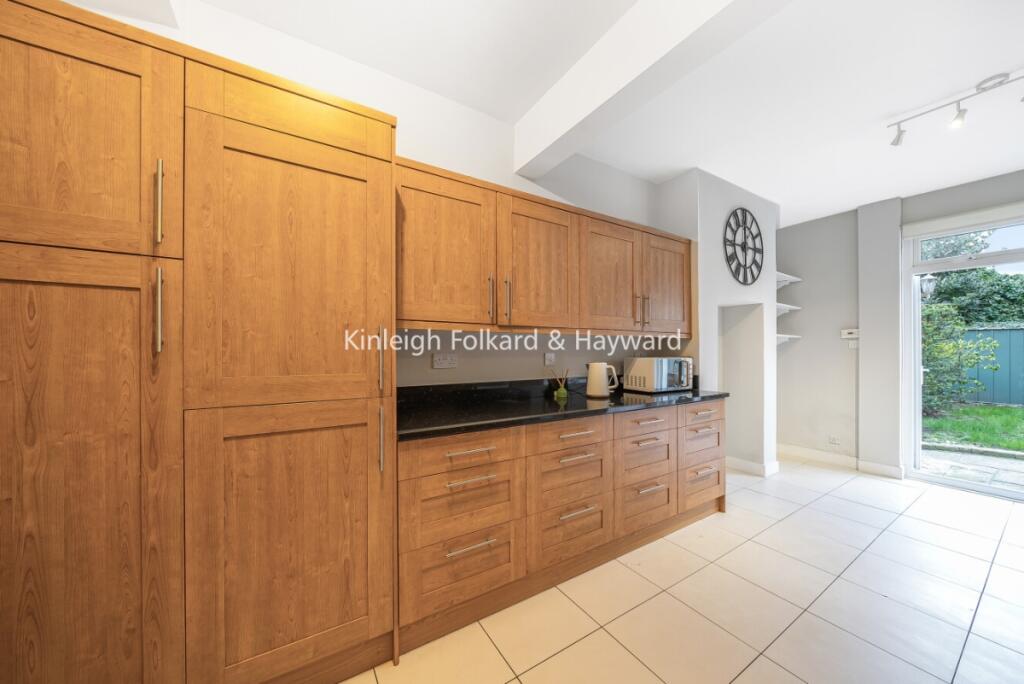 d4815ffd-4792-46b8-a