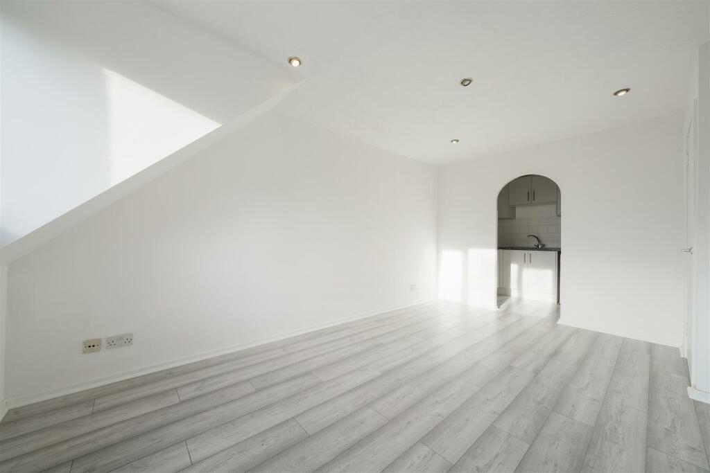 Flat 10, Marnham Court - cBdVLS1W9Zx9yDPkB4z5.jpg