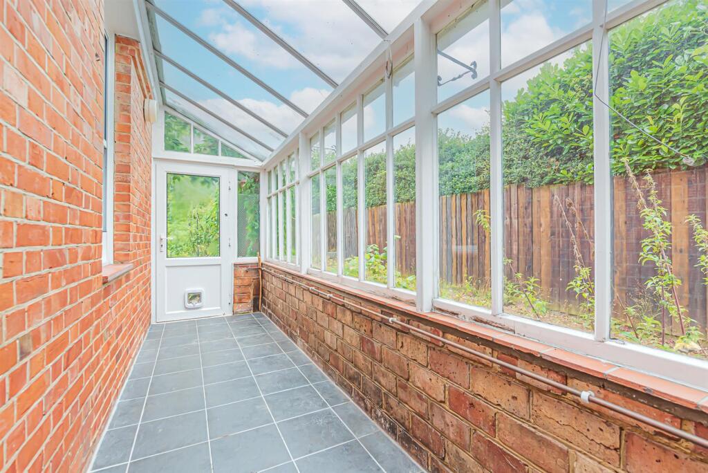 21 Sandhurst Road (13).jpg