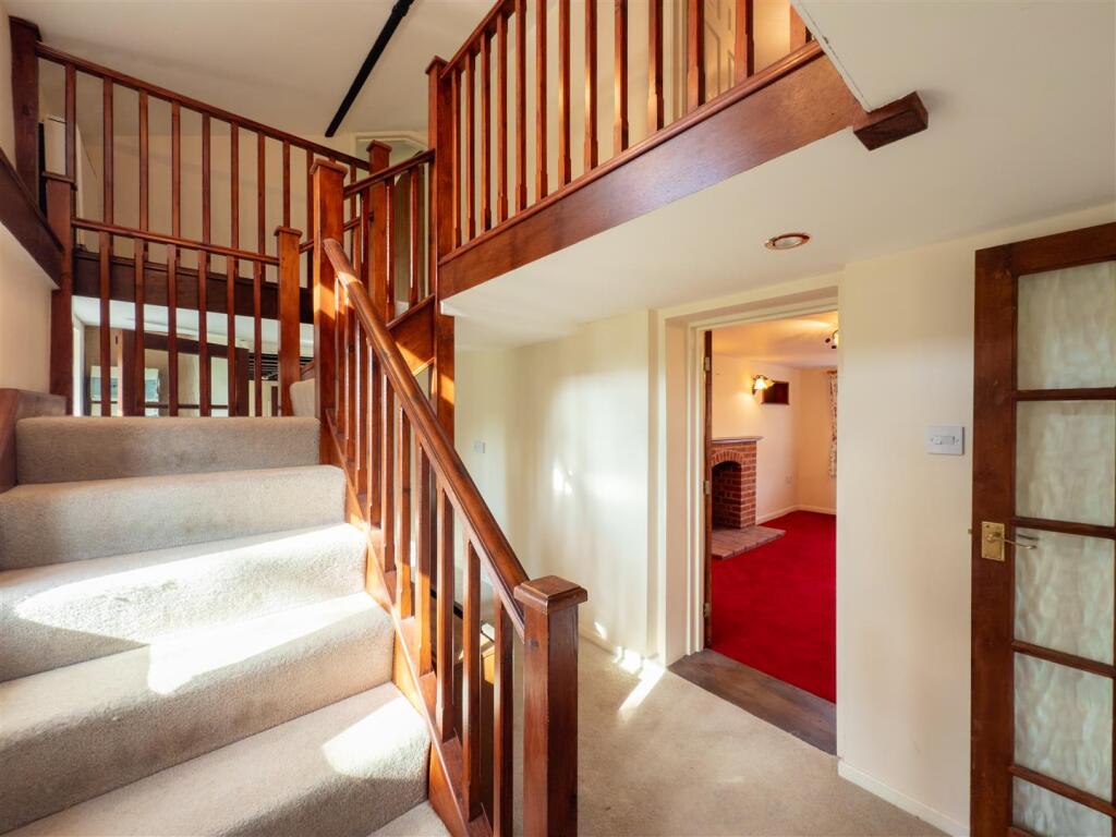 20250307110808 - IMG_4682 - 124 The Green, Wickham