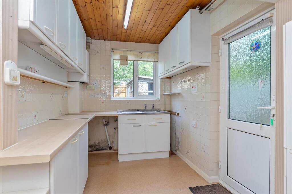 48FrancisAve-13.jpg