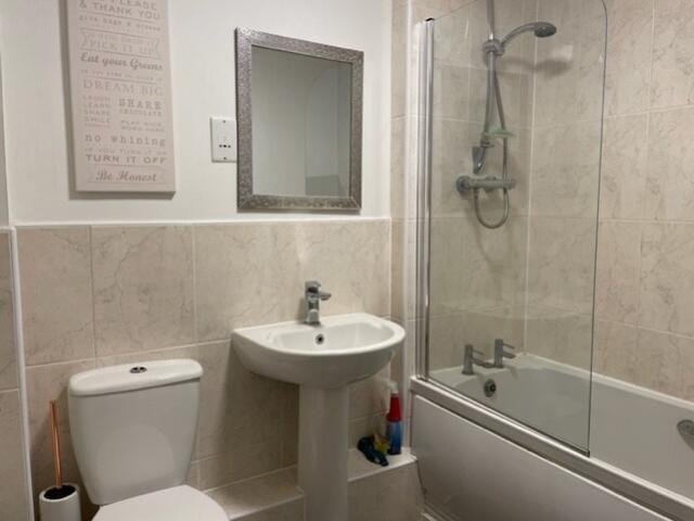 Family bathroom