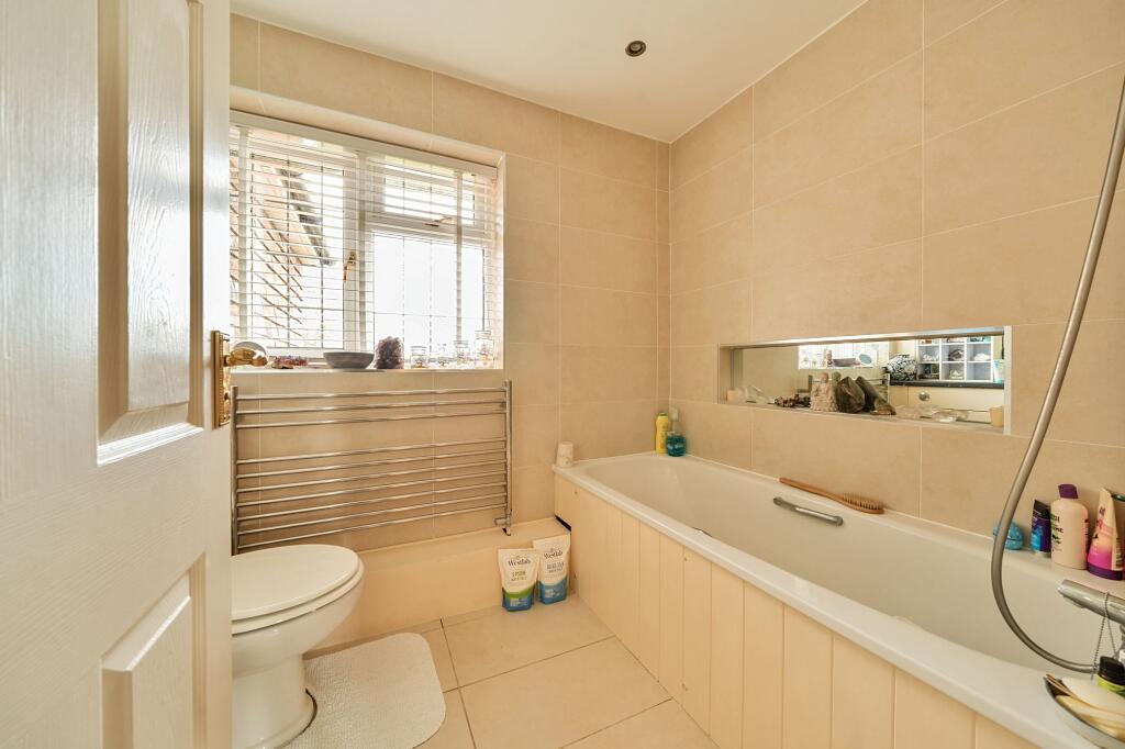 Ensuite