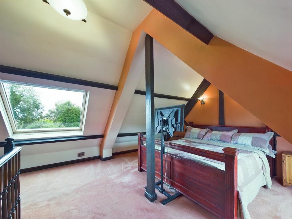 Prinicpal Bedroom