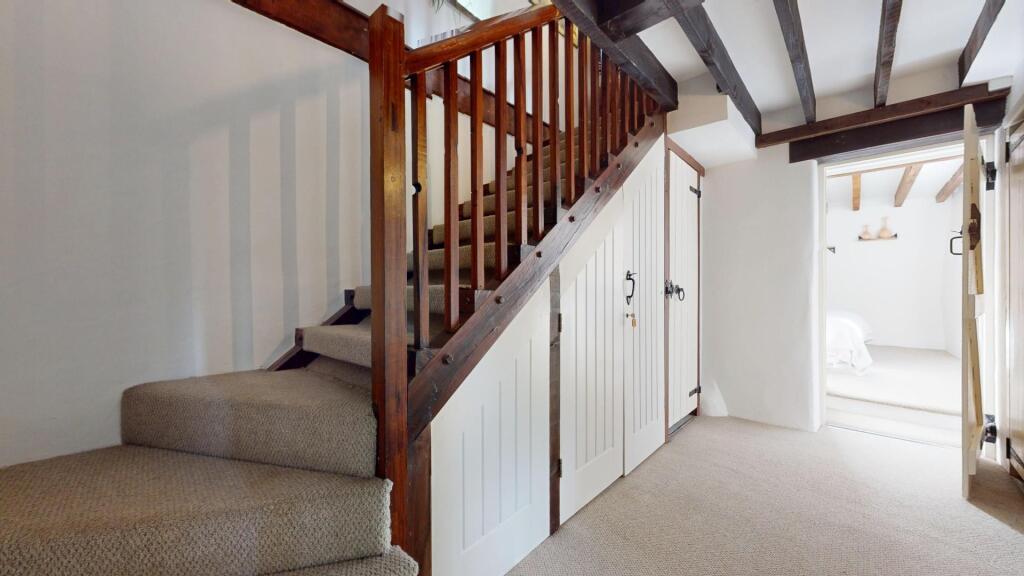 LOWER GROUND FLOOR CENTRAL HALL