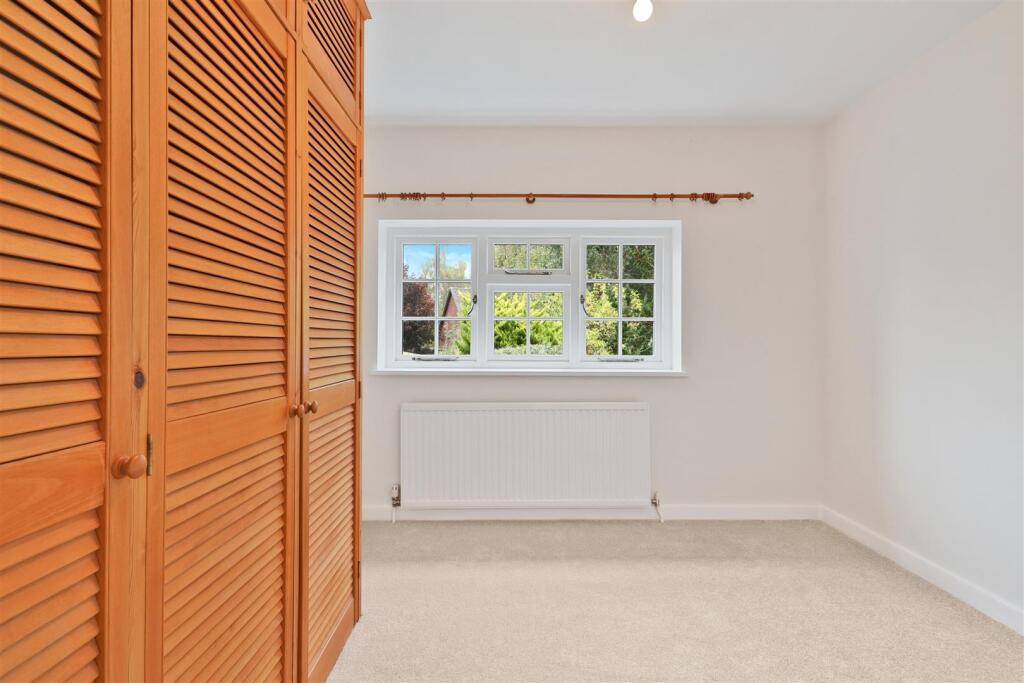 High Street-1.jpg 3rd