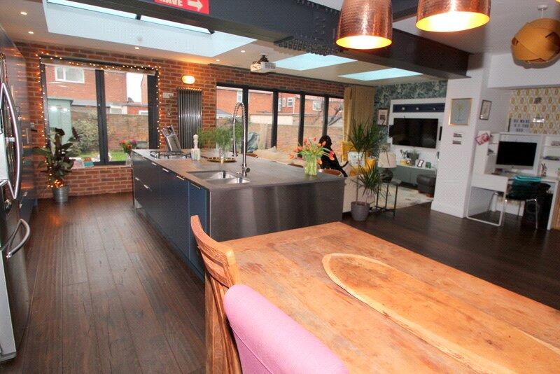 Living/Dining Kitche