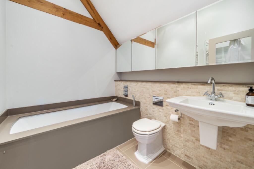 Second Ensuite