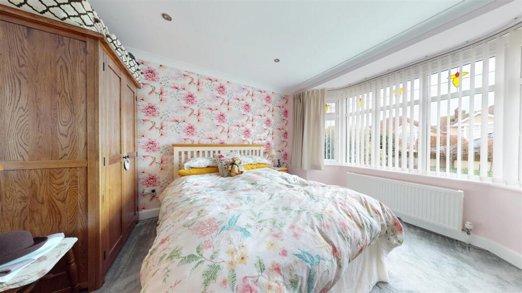 BEDROOM ONE.jpg