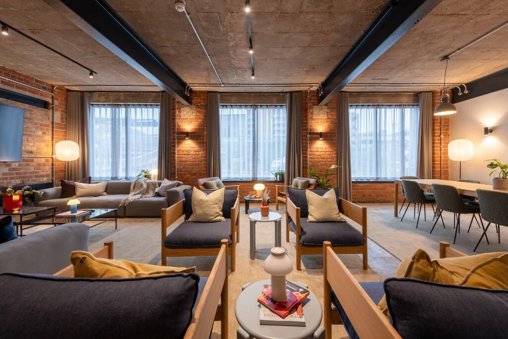 The Lounge