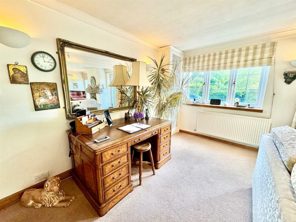 PHOTO-2024-08-20-17-40-17 (18).jpg