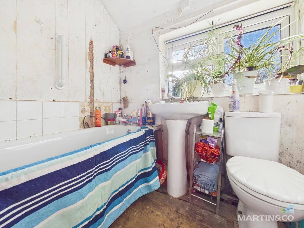 CAM03111G0-PR0275...