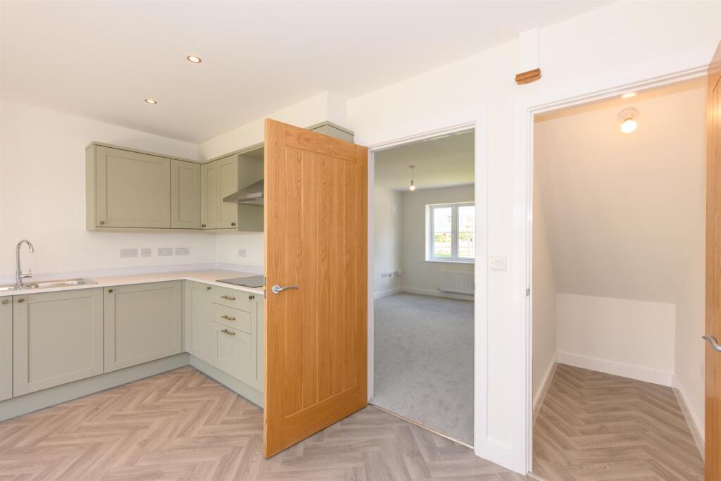 OPEN PLAN LIVING KITCHEN