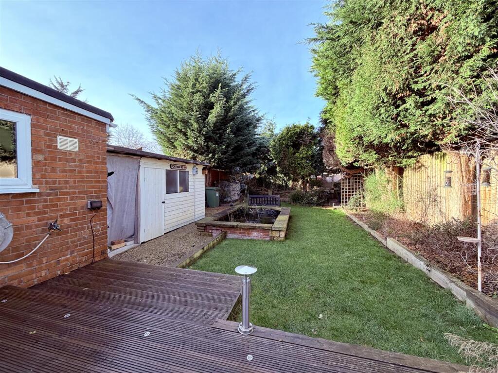 Good Sized Rear Garden