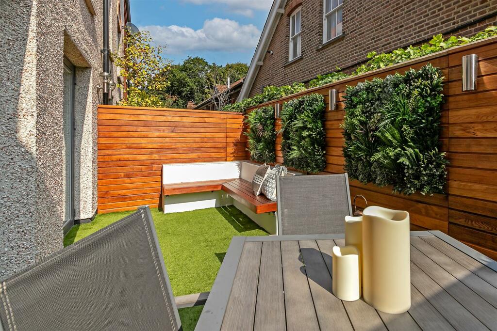 4OakTreeGardens-41.jpg