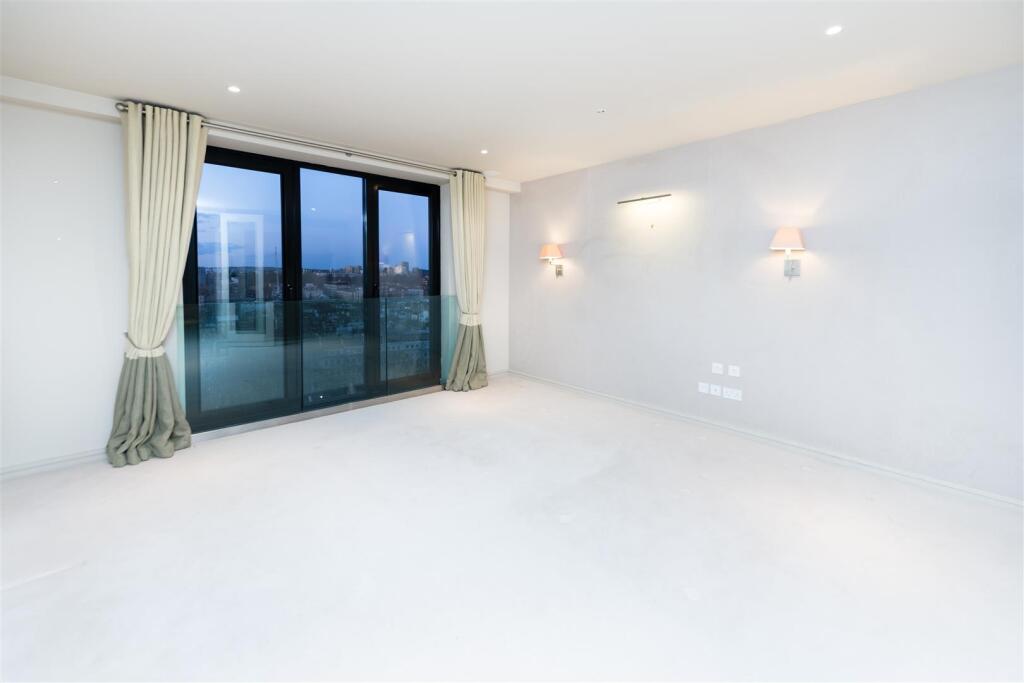 Master Bedroom  .jpg
