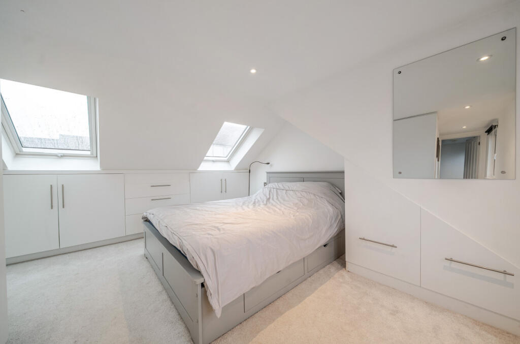 1385658-13-692d80...