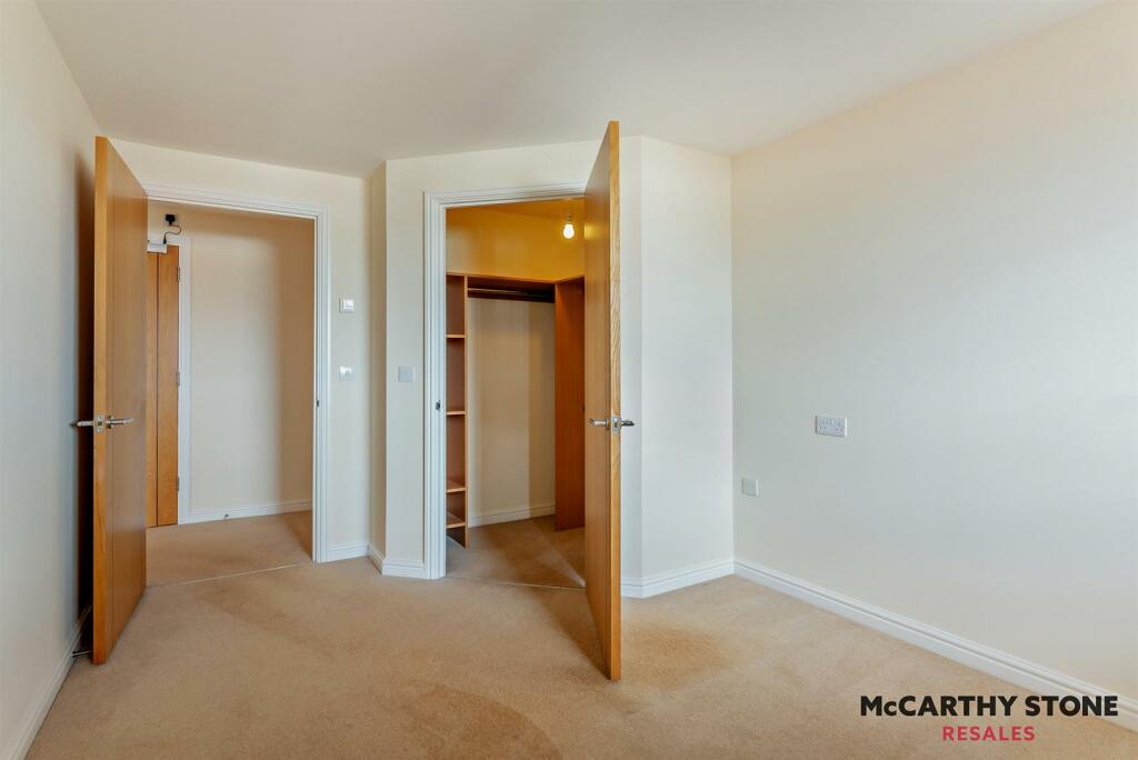 8606222-interior12-800.jpg
