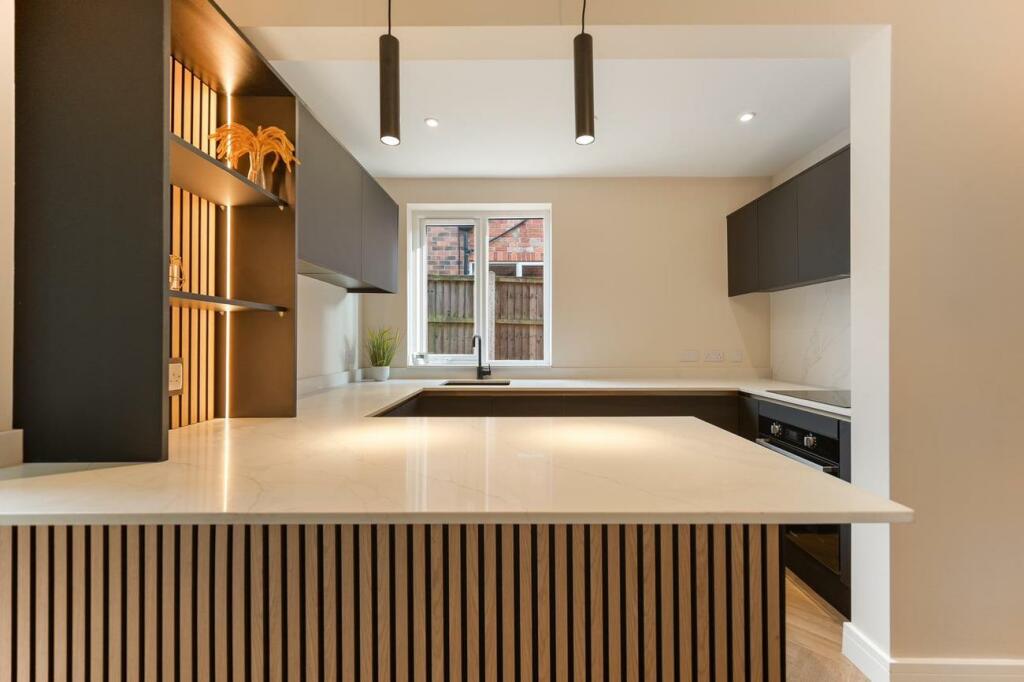 26 Westbury Rd Nottingham NG5 1EP