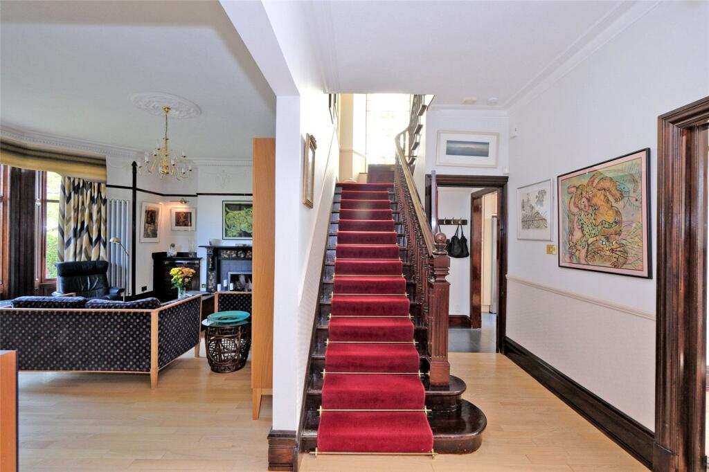 51 Albury Rd