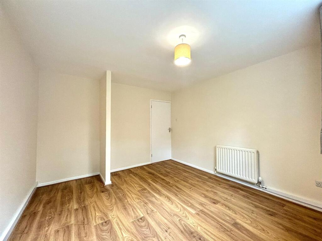 Bedroom 1,1.jpeg