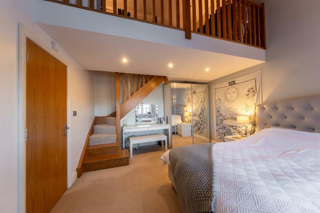 Threshing Barn-034.jpg