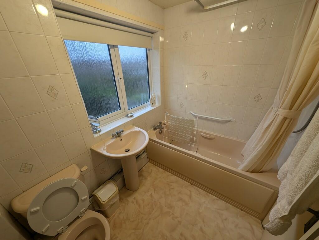 PXL_20241213_1126...