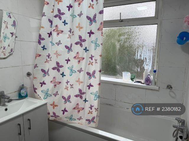 Toilet 1