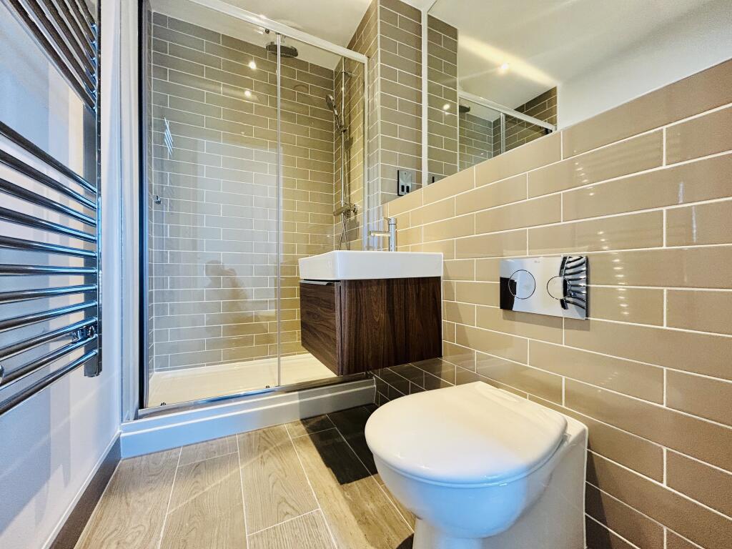 En-suite Bathroom