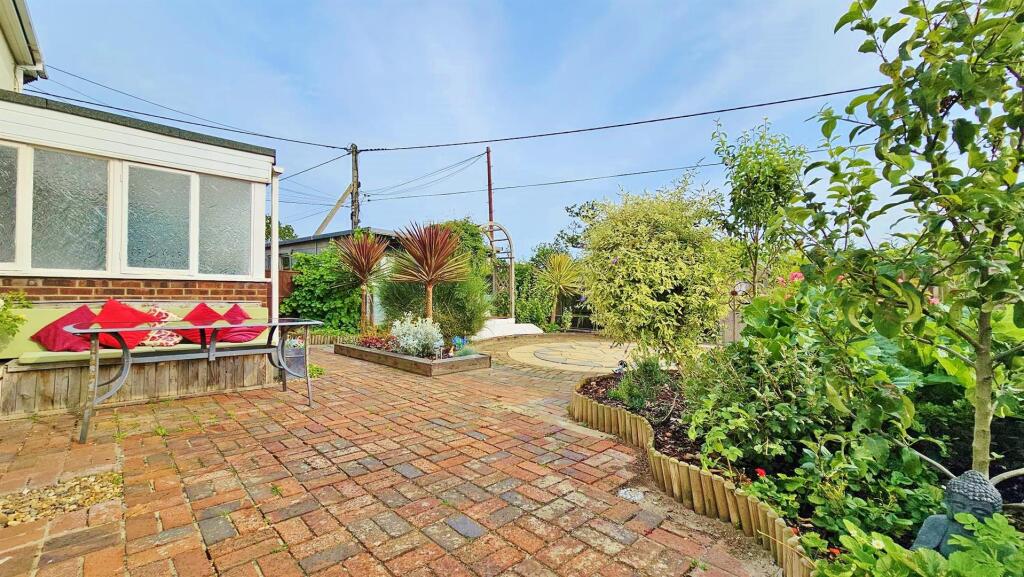 Outside - Rear