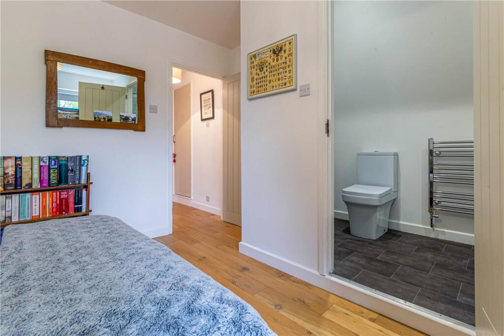 Bedroom/Ensuite