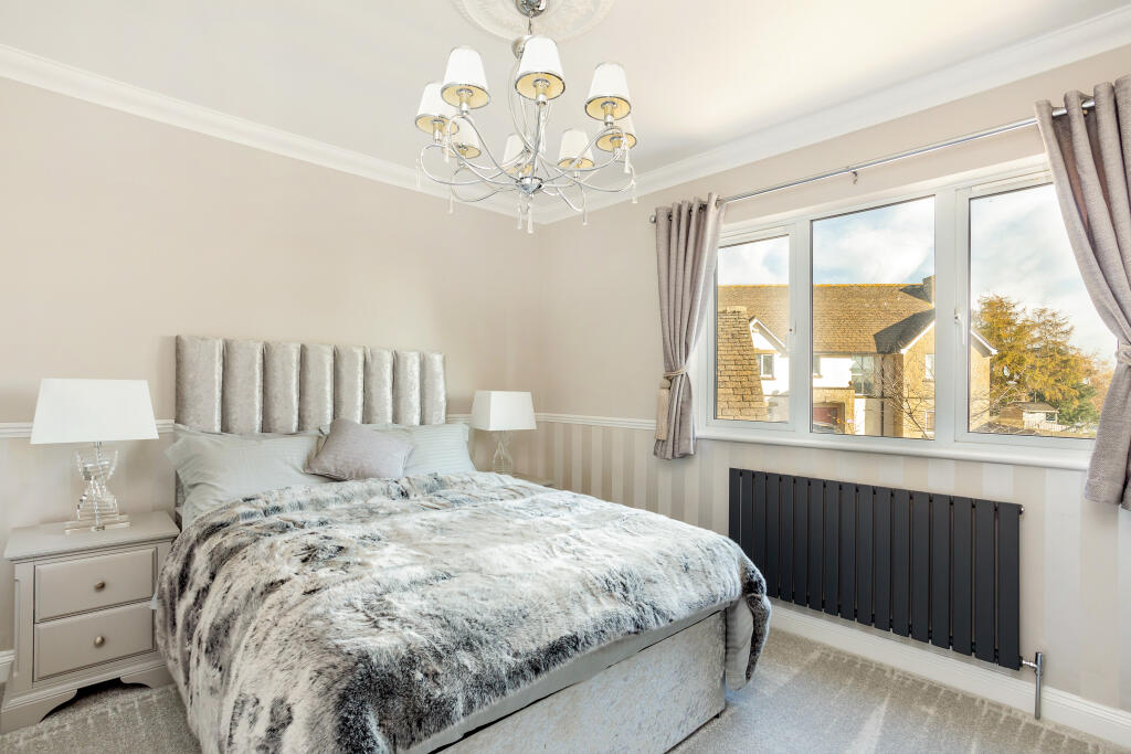 4nicholascourt26829619