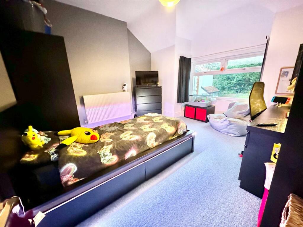 PHOTO-2024-12-05-21-23-29 (4).jpg