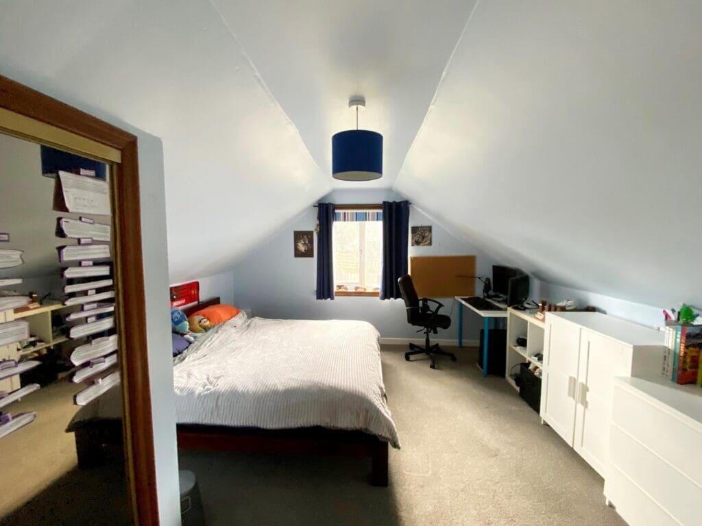 BEDROOM 3