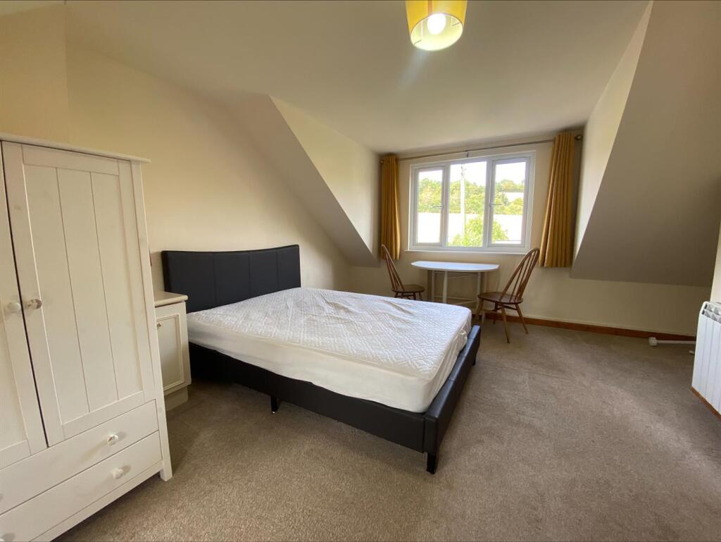 Living area 2