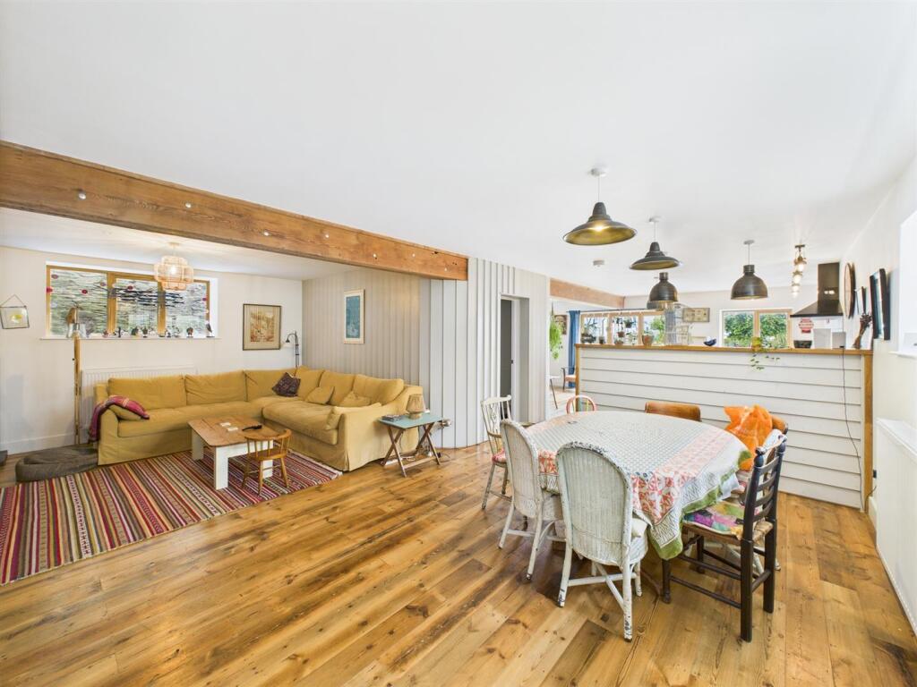 Kitchen/Diner/Lounge