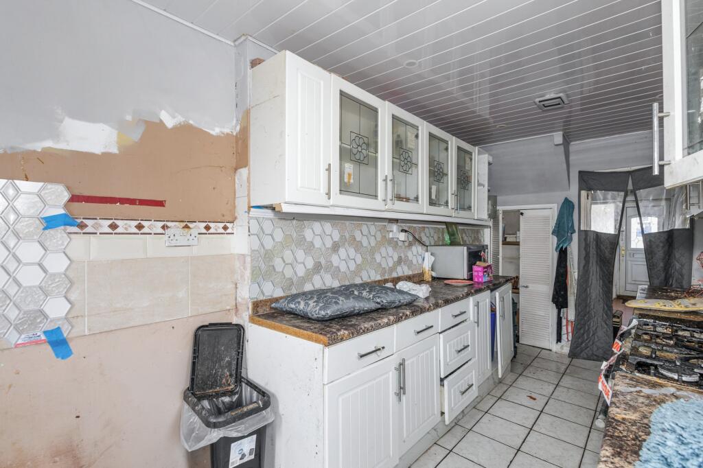 53 Hillborough Road, Luton LU1 5EY