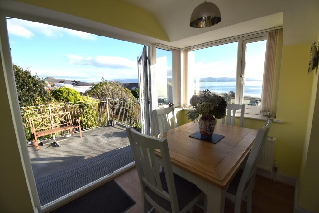 FF Flat Dining Area.JPG